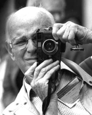 Henri Cartier-Bresson 1908-2004 es considerado uno de los grandes referentes - photo 1