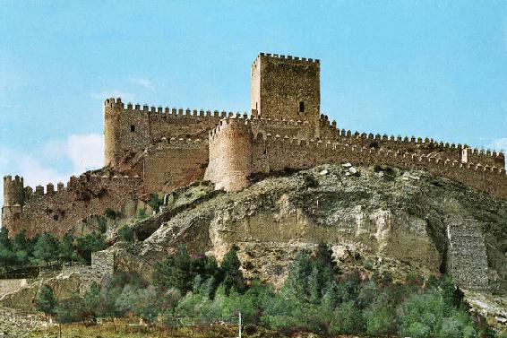Castillo de San Servando Toledo Estratégicamente situado para defender el - photo 3