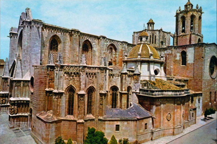 Portada de la Catedral Tarragona Esta obra que es un ejemplar típico del - photo 4