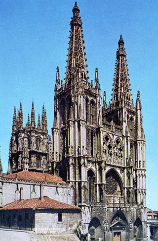 Interior y planta de la Catedral de Burgos El interior es una planta de tres - photo 4