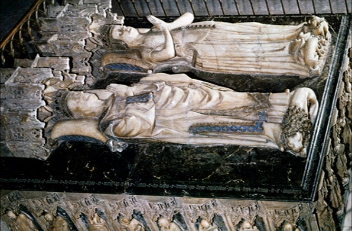 Sepulcro del Cardenal de San Eustaquio Catedral de Sigüenza En el siglo XV - photo 6