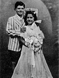 Bill y su hermana Catherine Bill Bonanno a los doce años en un - photo 11