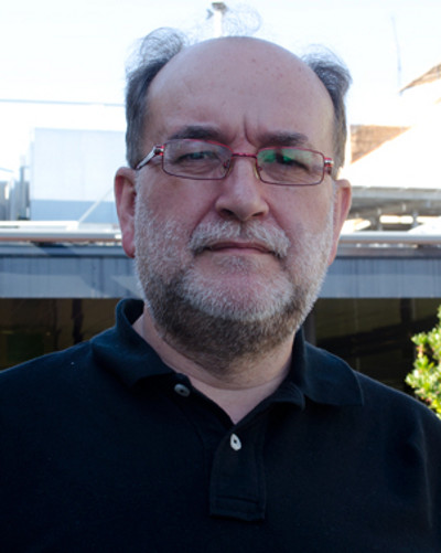 CARLOS TAIBO Profesor de Ciencia Política y de la Administración en la - photo 4