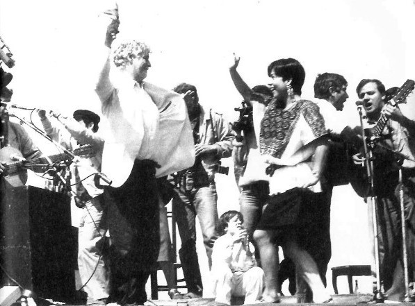 Horacio Durán bailando con su esposa Ligia Gallardo el día del retorno Leyenda - photo 3