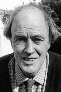 ROALD DAHL nació el 13 de septiembre de 1916 en Llandaff Glamorgan País de - photo 4