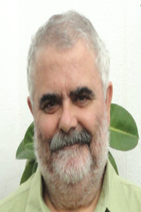 JOSÉ MUÑOZ SANTONJA es profesor de instituto desde hace 35 años Utiliza en - photo 1