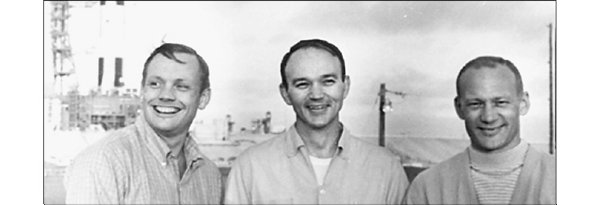 Los amistosos desconocidos del Apolo 11 de izquierda a derecha Armstrong - photo 25