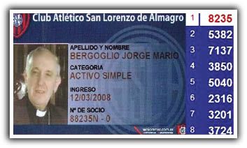 El carnet que acredita a Jorge Bergoglio como socio de San Lorenzo de Almagro - photo 3