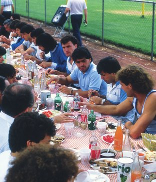 Me hablan de dietas ahora Qué dietas ni dietas a mí me gustaban las pastas - photo 14