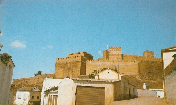 Fortaleza nazarí de Guadix en manos de los Reyes Católicos desde 1489 Tras - photo 5