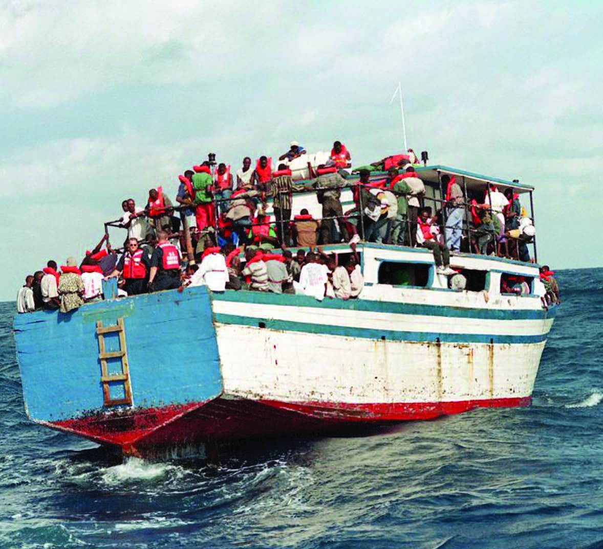 Estas personas son refugiados de Sudán Viven en un país llamado Sudán del Sur - photo 3