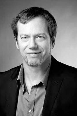 Robert Greene nació en Los Ángeles California Posee un posgrado en estudios - photo 4