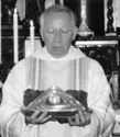 Mons Peter Wolf Nació en 1947 en Ersingen Estudió filosofía y teología en - photo 1
