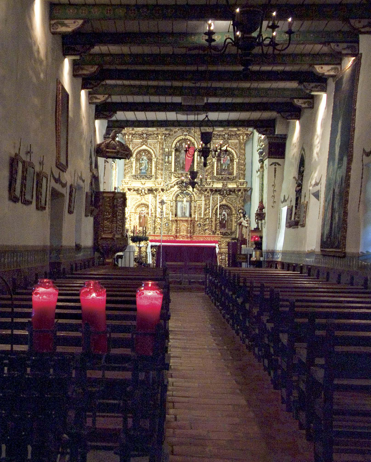 La Misión de San Juan Capistrano es un hermoso ejemplo de arquitectura - photo 3