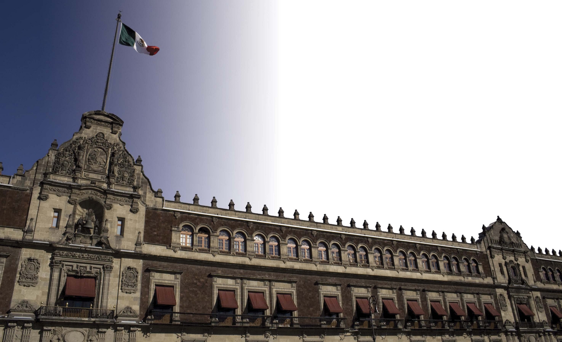 El Palacio Nacional se encuentra en la plaza principal conocida también El - photo 3