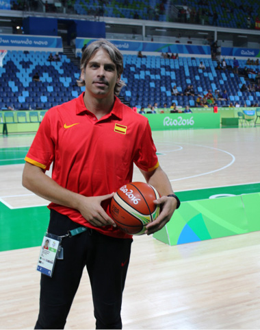 Toni Caparrós en el Arena Carioca 1 Víctor Bonnín mecánico de ciclismo de - photo 7