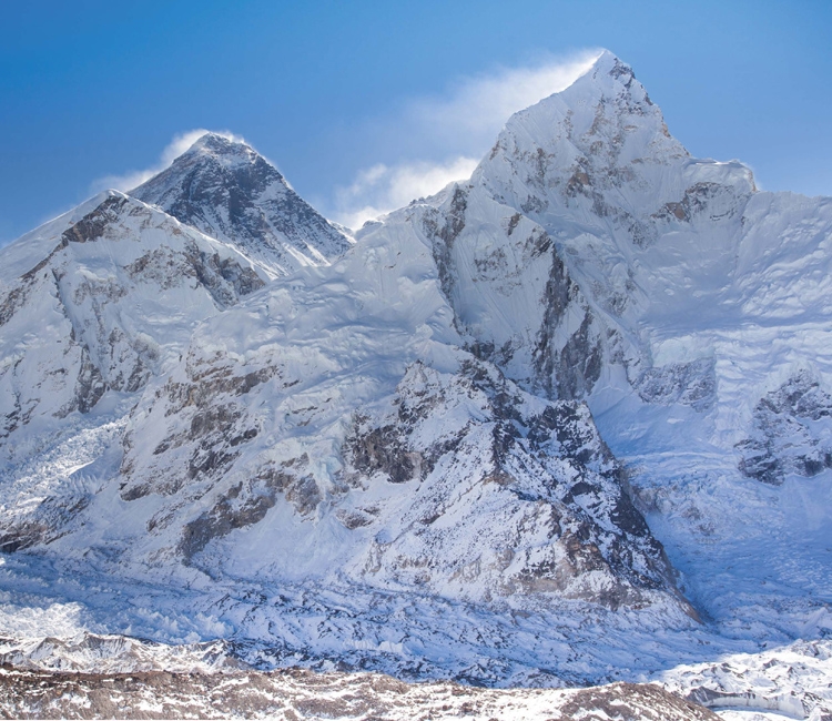 La cordillera del Himalaya es la más elevada del mundo Se formó cuando el - photo 5