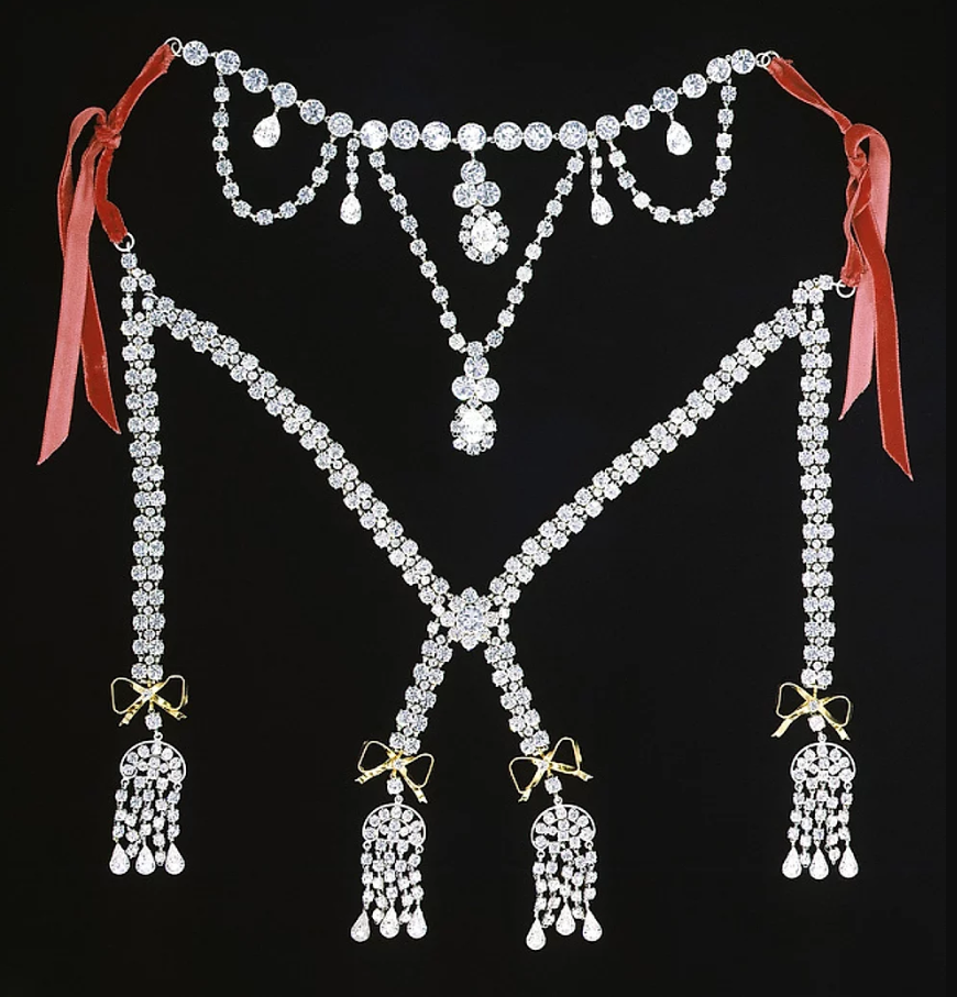 El collar de la reina copia Musée National des Châteaux de Versailles et de - photo 4