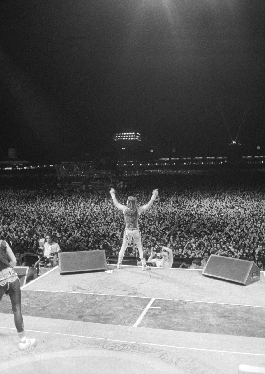 No es el Mesías es un niño muy travieso Ross Halfin Todo con el mejor - photo 17