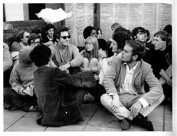 Protestando contra una peluquería racista 1968 Resultado arresto Mi - photo 14
