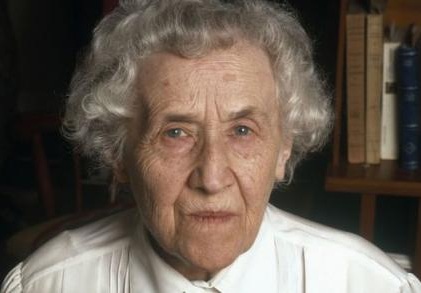 RÉGINE PERNOUD ilustre historiadora francesa nació en 1909 en Château-Chinon - photo 1