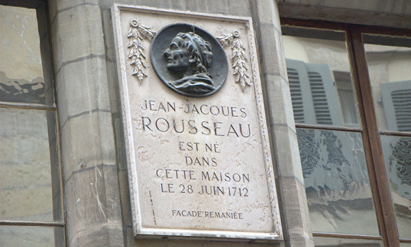 Placa conmemorativa del nacimiento de Rousseau en su casa natal de - photo 2