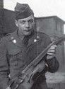 Soldado Harry Ettlinger 7 Ejército estadounidense Edad 18 años Lugar de - photo 6
