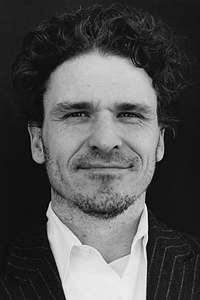 Dave Eggers Boston Massachusetts 1970 es un escritor y editor - photo 4