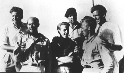 La tripulación De izquierda a derecha Knut Haugland Bengt Danielsson Thor - photo 8