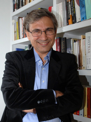 ORHAN PAMUK Premio Nobel de Literatura 2006 nació en 1952 en Estambul - photo 4