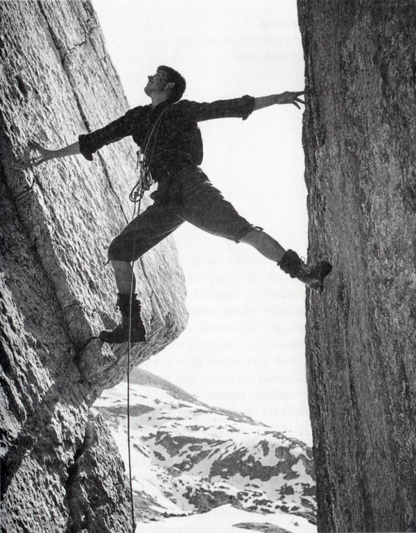 Escalada en roca el joven Reinhold Messner en las Cinque Torri Cinco Torres - photo 6