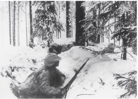 Guerra de Invierno Los hábiles soldados finlandeses resisten con valor la - photo 13