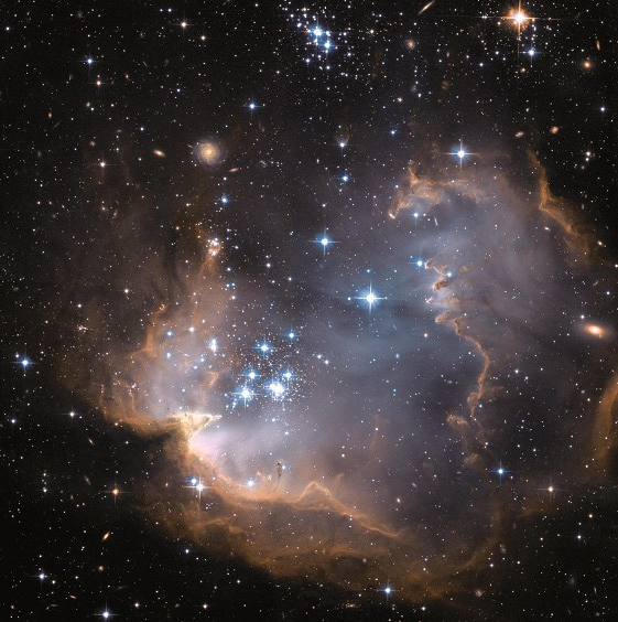 NGC 602 una nebulosa en la galaxia Nube Menor de Magallanes donde se están - photo 20