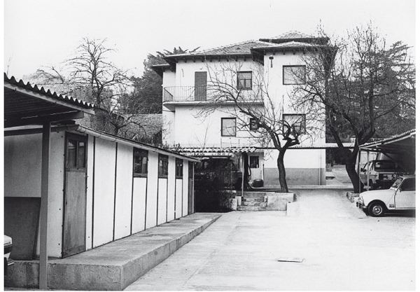 Inmuebles de los equipos operativos del CESID en el madrileño barrio de la - photo 10