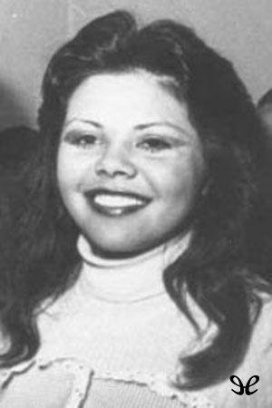 JOSEFINA ESTRADA nació en la Ciudad de México el 14 de mayo de 1957 Es - photo 1