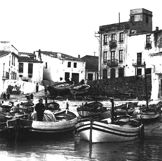 Imagen de principios del siglo XX del puerto de Palafrugell Pla en París - photo 17