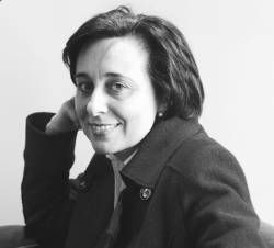 MARÍA GUDIN RODRÍGUEZ-MAGARIÑOS nació en Oviedo en 1962 Estudió Medicina en - photo 1