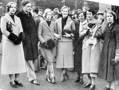 Enero de 1935 De izquierda a derecha Unity Tom Debo Diana Jessica Nancy - photo 5