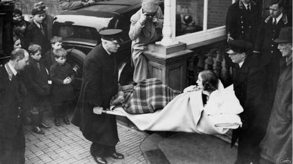 Repatriación de Unity Mitford tras su intento de suicidio en Alemania 1940 - photo 7