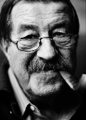 Günter Grass Danzig 1927-Lübeck 2015 se hizo escritor después de haber - photo 4